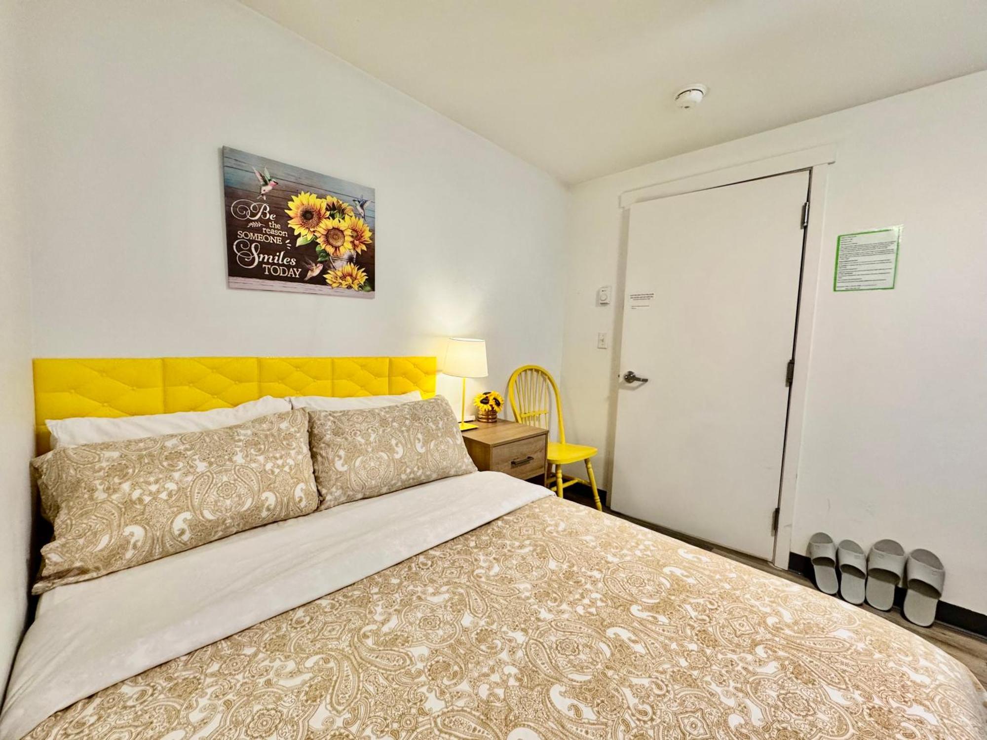 Private Room With Shared Bathroom On The 1St Floor 10 Minutes Walk To University Of Washington سياتل المظهر الخارجي الصورة