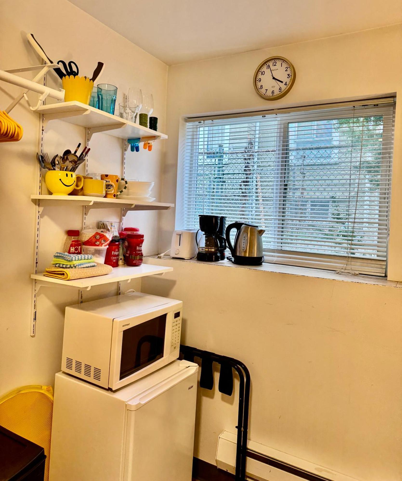 Private Room With Shared Bathroom On The 1St Floor 10 Minutes Walk To University Of Washington سياتل المظهر الخارجي الصورة