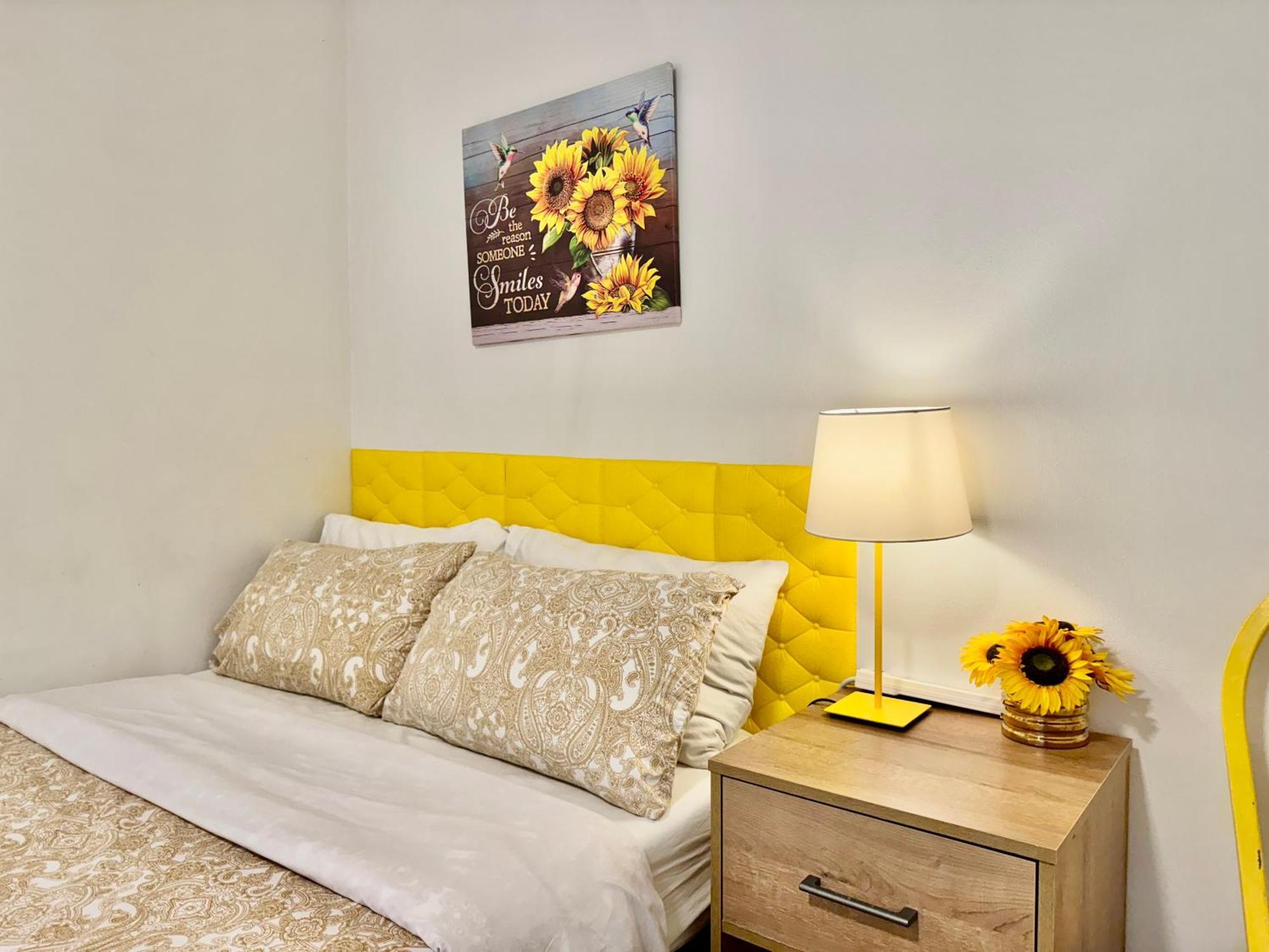 Private Room With Shared Bathroom On The 1St Floor 10 Minutes Walk To University Of Washington سياتل المظهر الخارجي الصورة