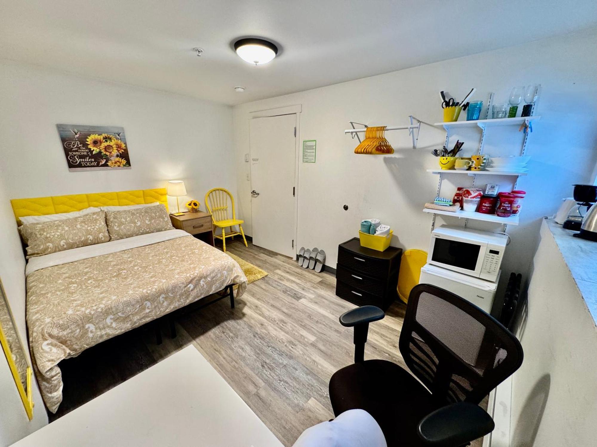 Private Room With Shared Bathroom On The 1St Floor 10 Minutes Walk To University Of Washington سياتل المظهر الخارجي الصورة